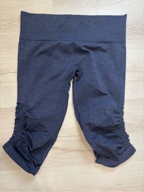 Lululemon In The Flow Crop ll Leggings Womens Size 10 Navy Activewear